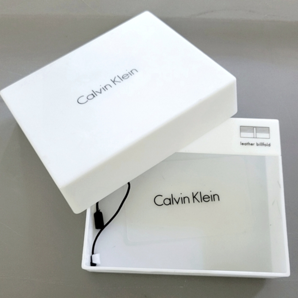 Calvin Klein White Hardcase Billfold Box (Empty)